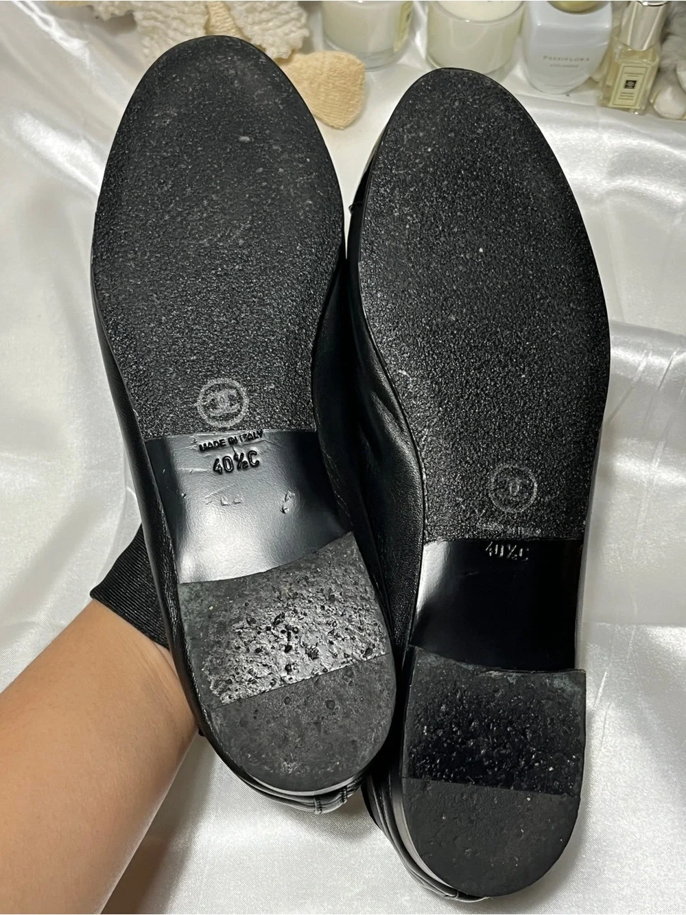 CHANEL Black Leather Ballet Flats with Patent Cap Toe & CC Motif